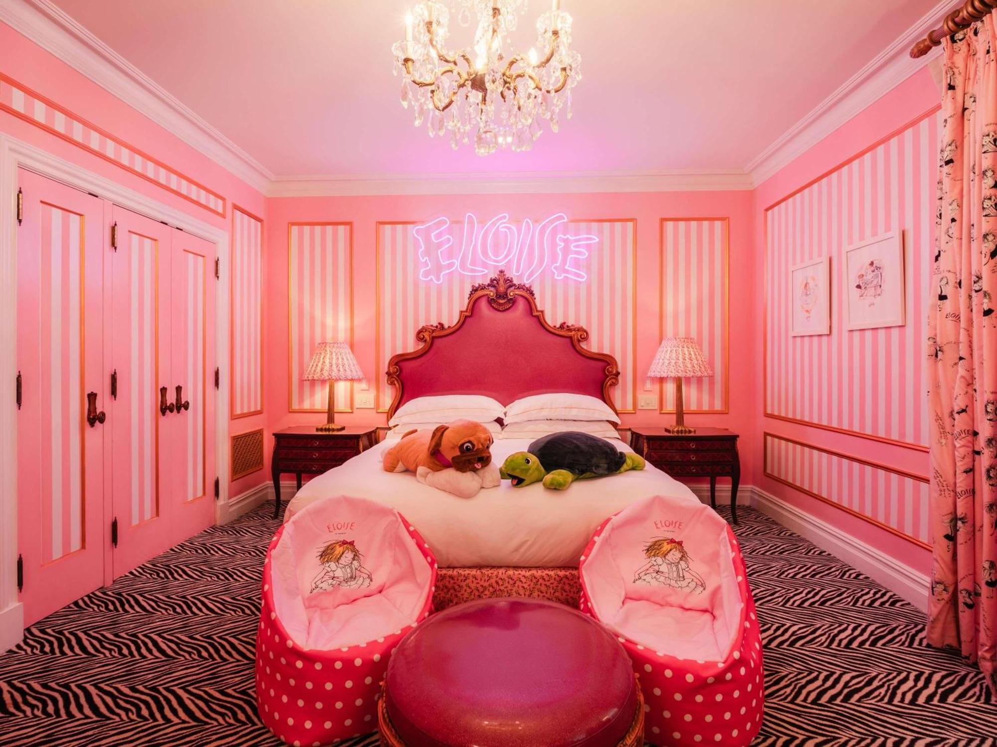 Eloise King Room,1770465832:JPEG